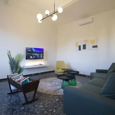 Piazza Del Carmine By Interhome *