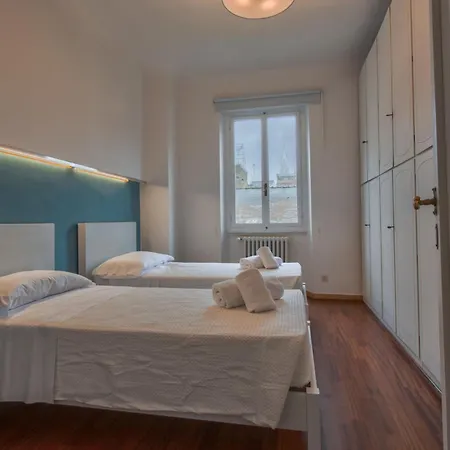 Piazza Del Carmine By Interhome Florence